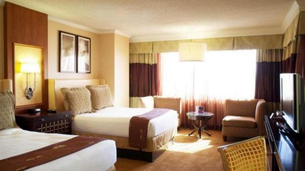 Harrahs Hotel Рино Екстериор снимка